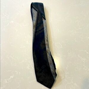 Elegant Black and Gray Men's Tie 1960s Vintage